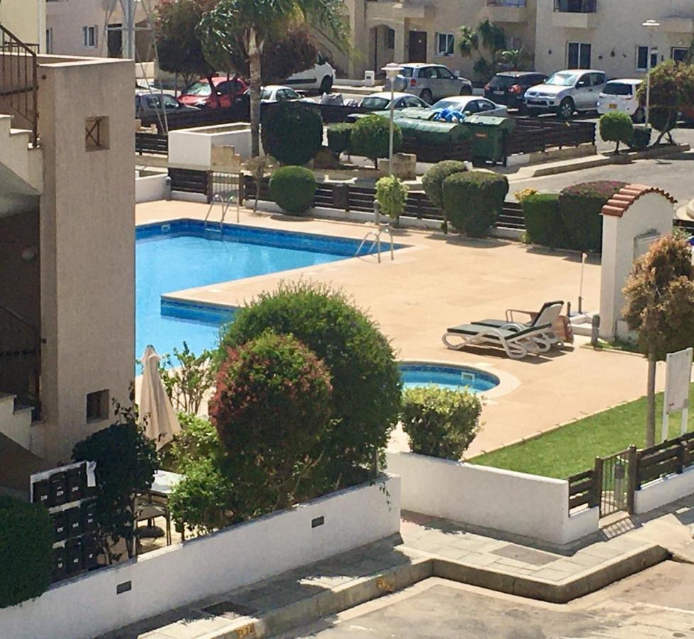 Excellent 2 Bed Apartment Мадрия Экстерьер фото